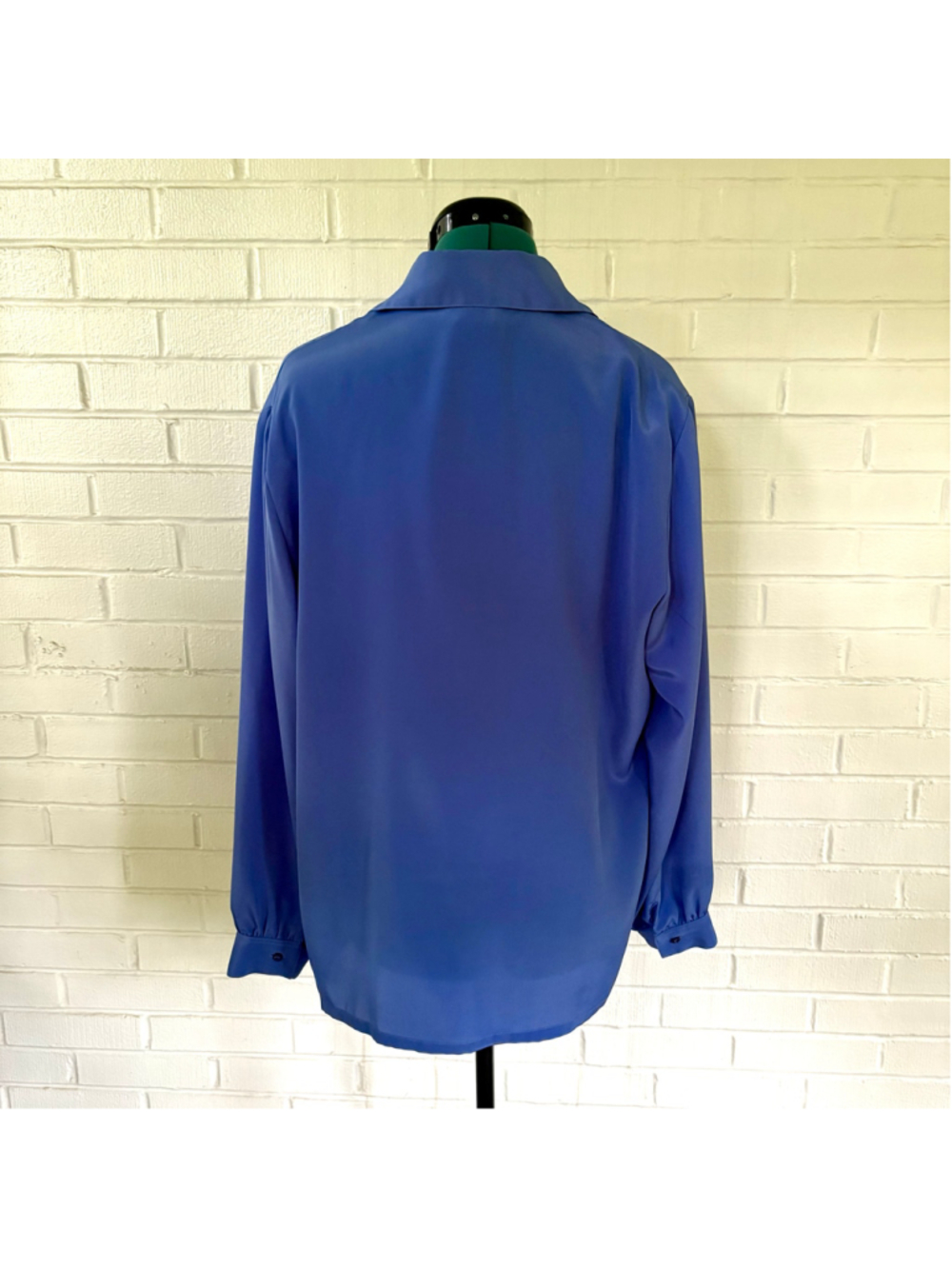 Vintage periwinkle blue polyester blouse - Picture 2 of 4